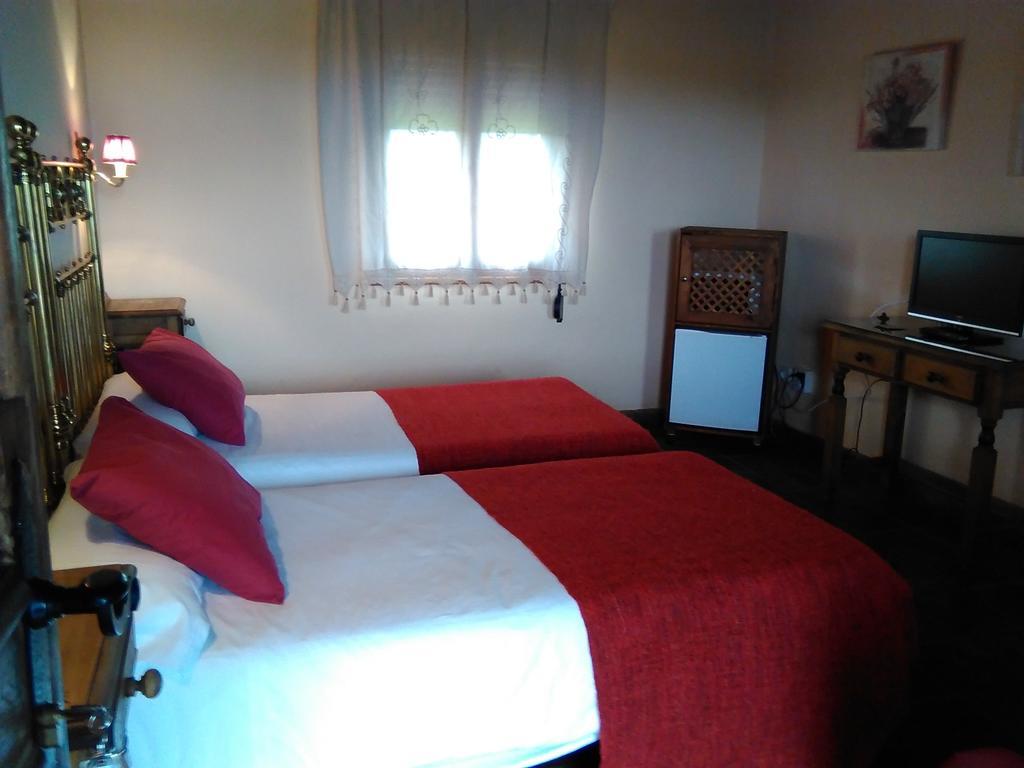 Hotel Los Rastrojos Aranda de Duero Exteriér fotografie